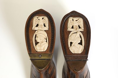 Lot 197 - A pair of treen snuff shoes