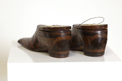 Lot 197 - A pair of treen snuff shoes