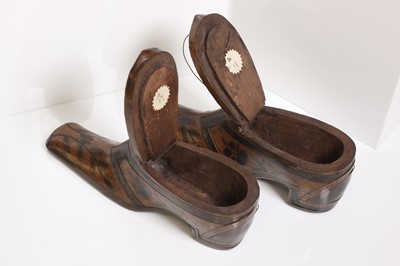 Lot 197 - A pair of treen snuff shoes