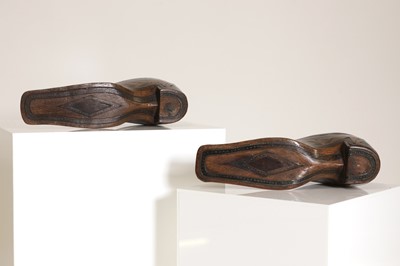 Lot 197 - A pair of treen snuff shoes