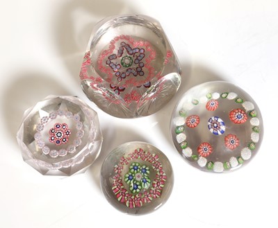 Lot 184 - A group of Clichy glass paperweights