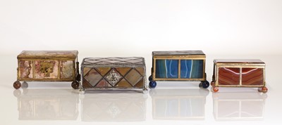 Lot 128 - Four various agate boxes