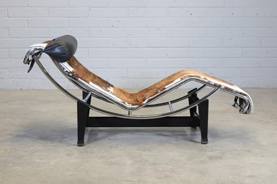 Lot 193 - An 'LC4' chaise longue