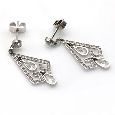Lot 42 - A pair of Art Deco diamond pendant earrings