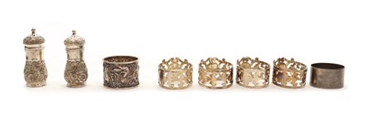 Lot 45 - A collection of napkin rings