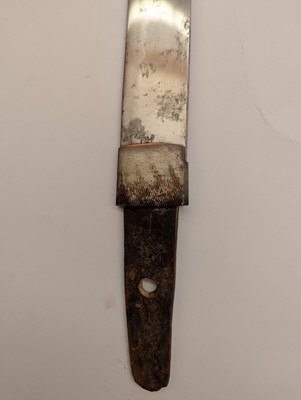 Lot 5 - A Japanese tanto