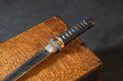 Lot 5 - A Japanese tanto