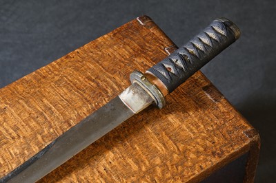 Lot 5 - A Japanese tanto