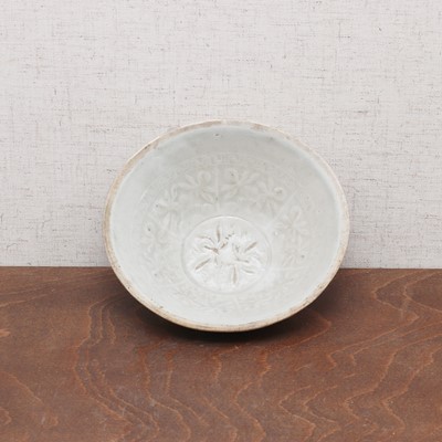 Lot 1 - A Chinese qingbai-glazed bowl