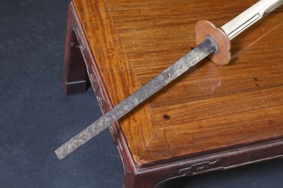 Lot 48 - A Japanese naginata