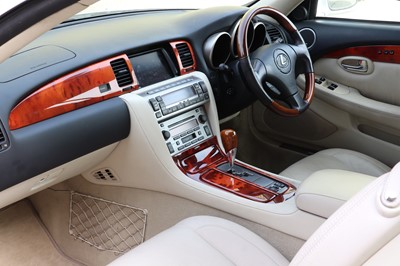 Lot 1 - 2006 Lexus SC430, finished in palladio silver