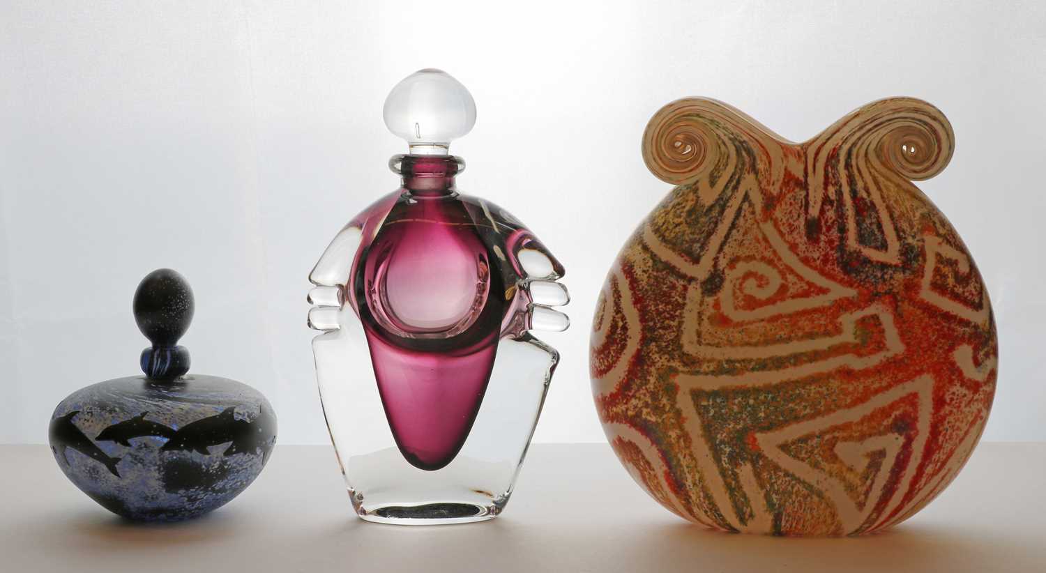 Lot 229 - A group of studio glass items