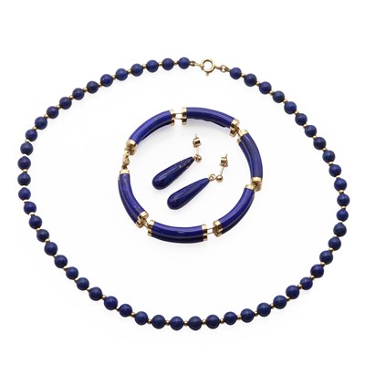 Lot 158 - A small collection of lapis lazuli jewellery