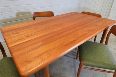 Lot 441 - A teak dining table and four chairs