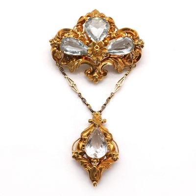 Lot 8 - A Victorian aquamarine and rock crystal pendant brooch