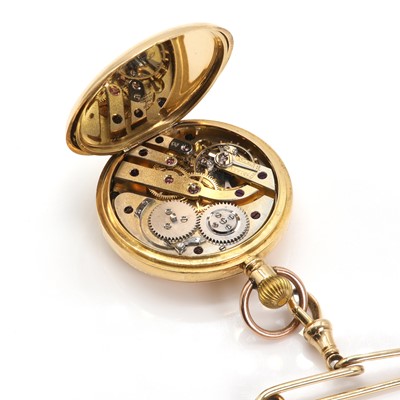 Lot 277 - A ladies' 18ct gold hunter fob watch