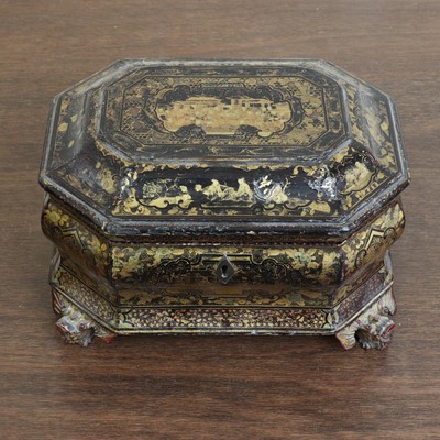 Lot 182 - A Chinese gilt-lacquered box