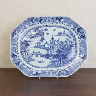 Lot 209 - Four Chinese export blue and white meat plates