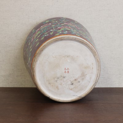 Lot 210 - A Chinese famille rose jardinière