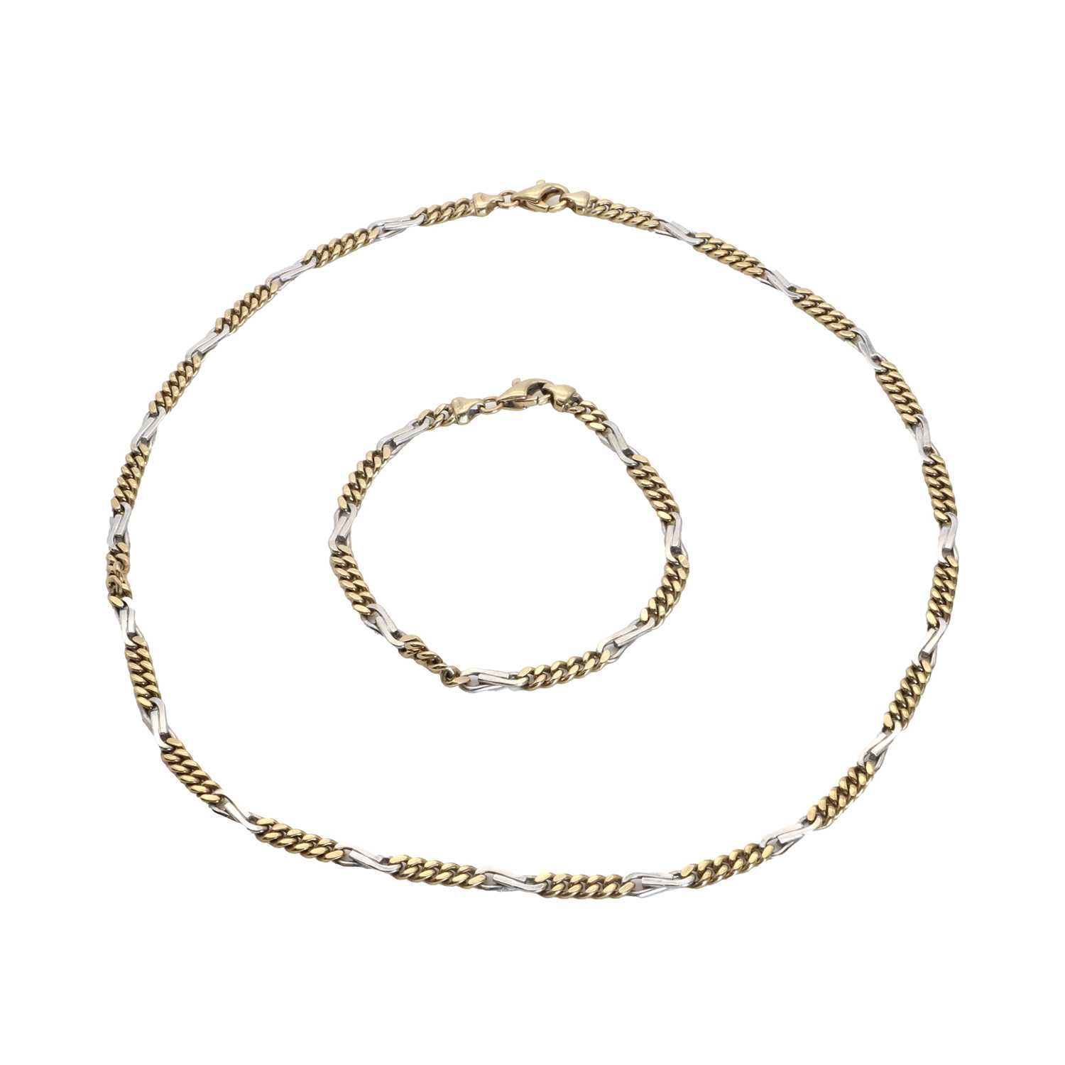 Lot 134 - A 9ct two tone gold necklace and bracelet set