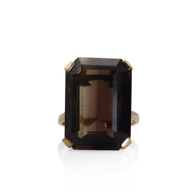Lot 83 - A 9ct gold single stone smoky quartz ring