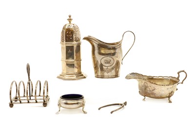Lot 72 - A George III silver cream jug
