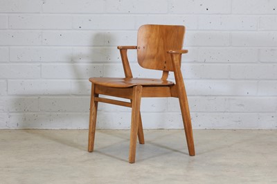 Lot 402 - A 'Domus' or 'Finn Chair' oak and plywood armchair