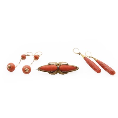 Lot 125 - A small collection of Victorian and later coral jewellery