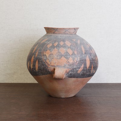 Lot 362 - A Chinese pottery jar