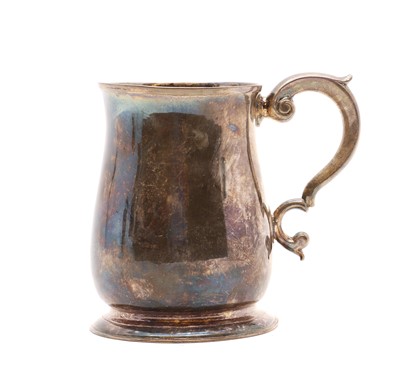 Lot 31 - A George II silver mug