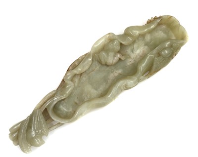 Lot 211 - A Chinese jade brush lick