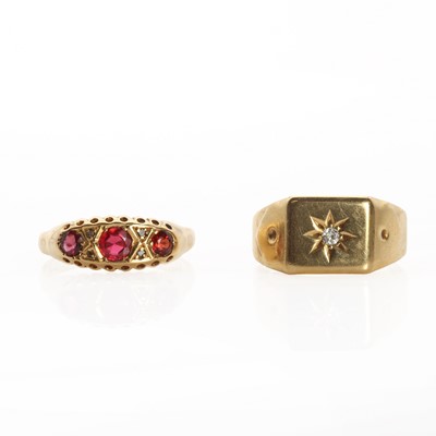 Lot 1237 - Two 18ct gold rings