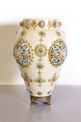 Lot 121 - An Hungarian Zsolnay-Pécs stoneware vase