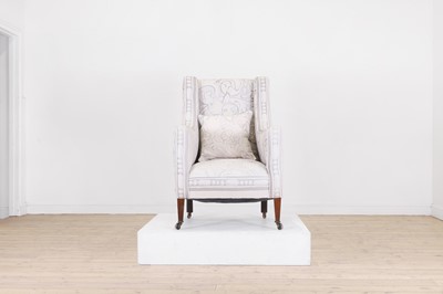 Lot 273 - An Edwardian walnut armchair