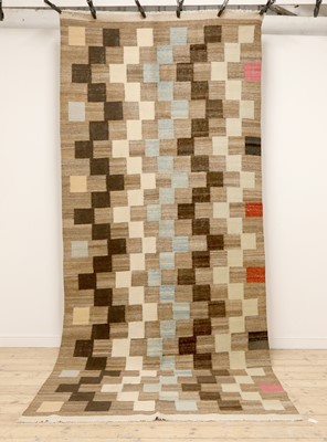 Lot 398 - A contemporary flatweave kilim