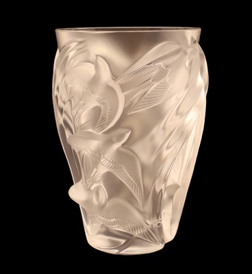 Lot 162 - A Lalique glass 'Martinets' vase