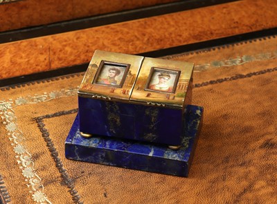Lot 147 - A lapis lazuli two division stamp box