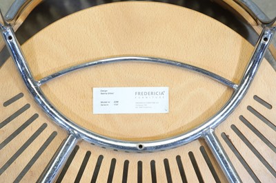Lot 265 - A pair of 'Trinidad Model 3298' stacking chairs
