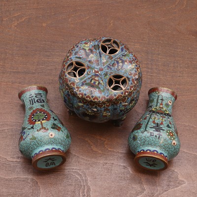 Lot 257 - A Chinese cloisonné incense burner