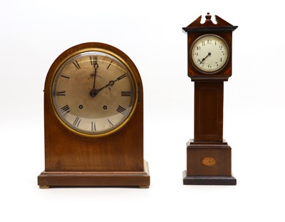 Lot 170 - A mahogany cased mantle clock