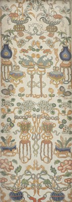 Lot 185 - A Chinese wood tray