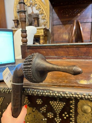 Lot 315 - A totokia 'pineapple' club