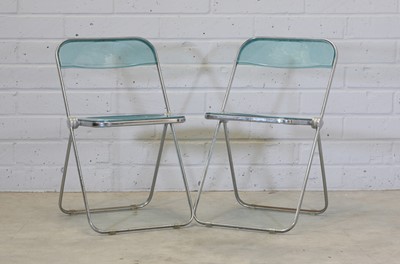 Lot 442 - A pair of Plia chairs