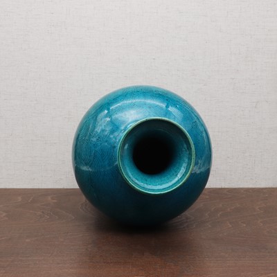 Lot 87 - A Chinese turquoise-glazed vase