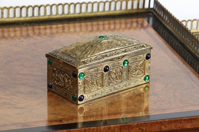 Lot 104 - A Tiffany Studios gilt bronze stamp box