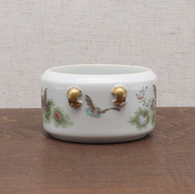 Lot 172 - A Chinese famille rose bowl