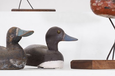 Lot 361 - A group of carved and painted decoy birds