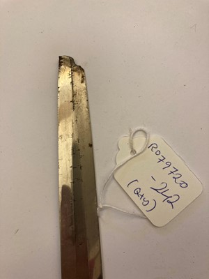 Lot 45 - A collection of Japanese blades