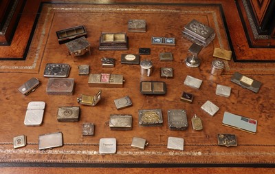 Lot 94 - A collection of silver-plated stamp boxes