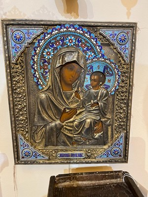 Lot 587 - An icon of the Mother of God